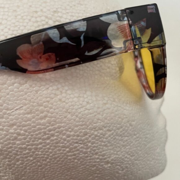Floral Yellow-Lens Polarized Sunglasses - Picture 3 of 13